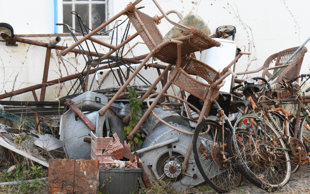 10 Problems That Hoarders Deal With